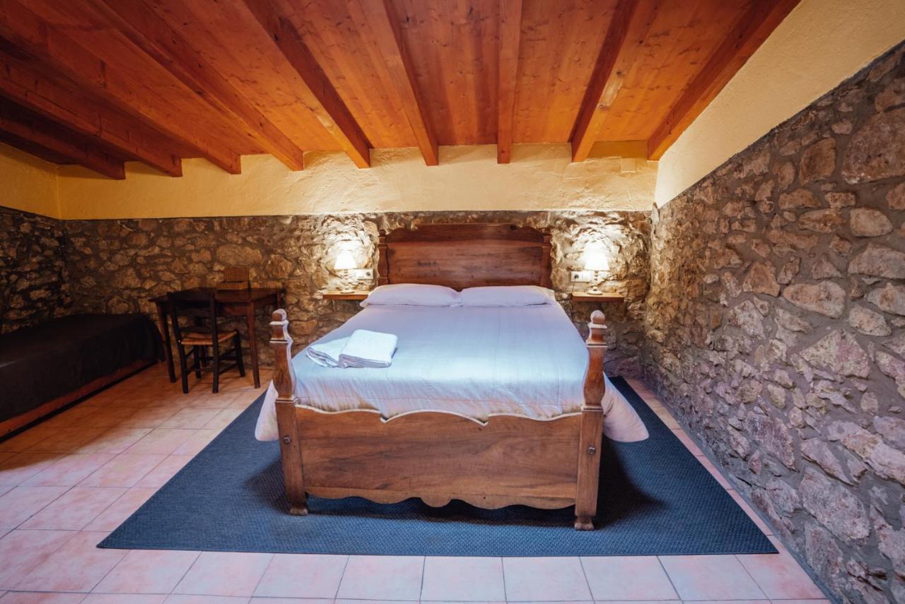 Casa Rural El Callis La Vall de Bianya Exterior photo