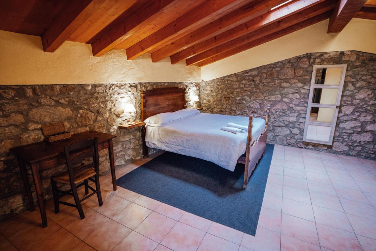 Casa Rural El Callis La Vall de Bianya Exterior photo